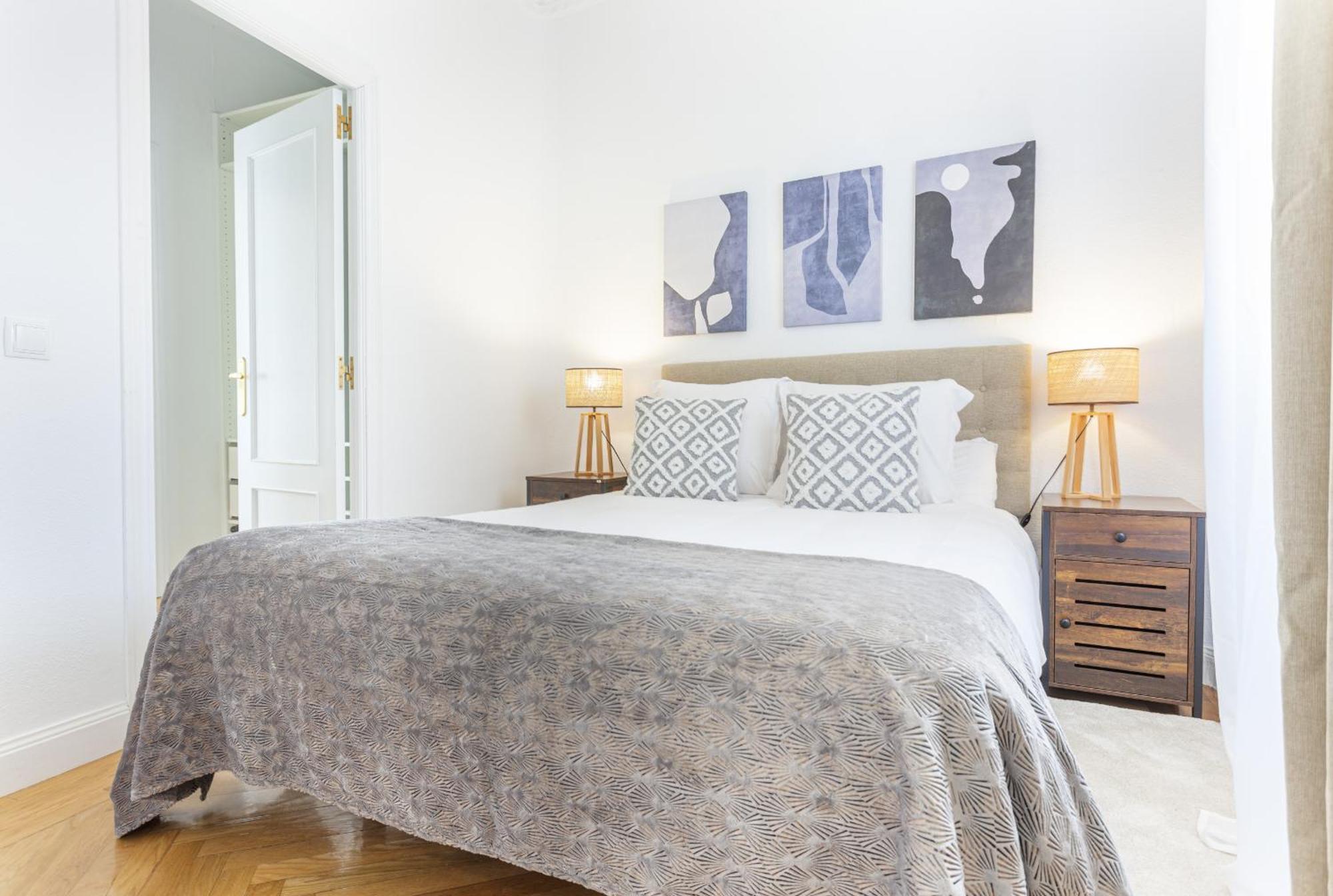 Apartamento Santa Ana Place En Madrid Extérieur photo